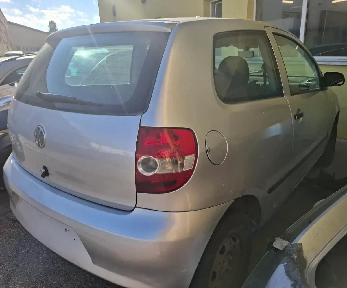 Volkswagen Fox 2005 photo 3