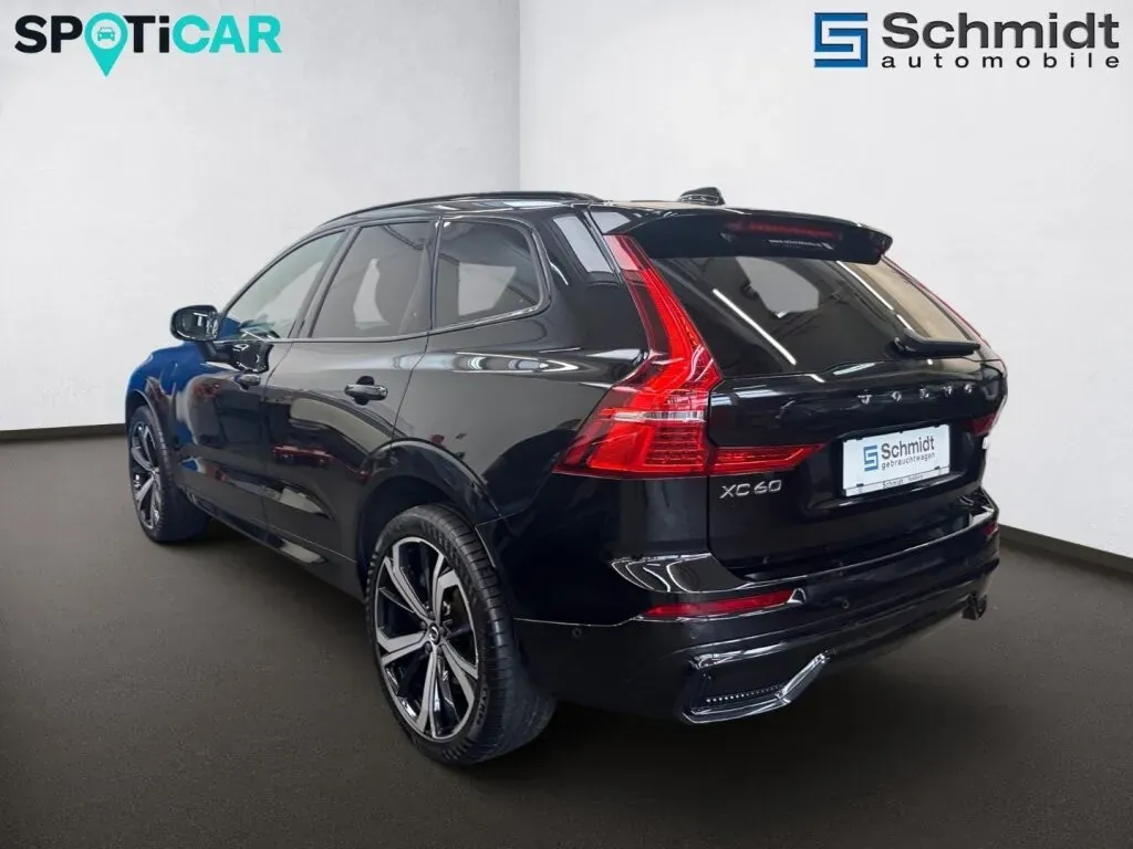 Volvo Xc60 2023 photo 3