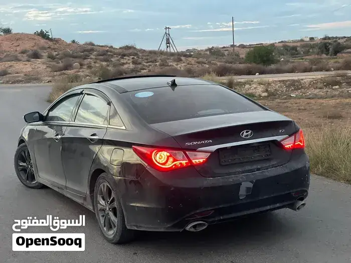 Hyundai Sonata 2012 photo 2