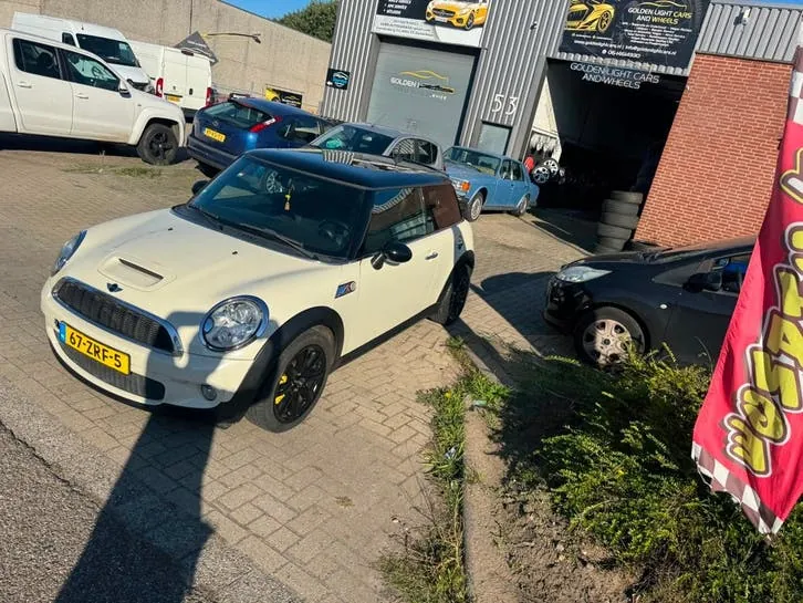 Mini Cooper S 2007 photo 2