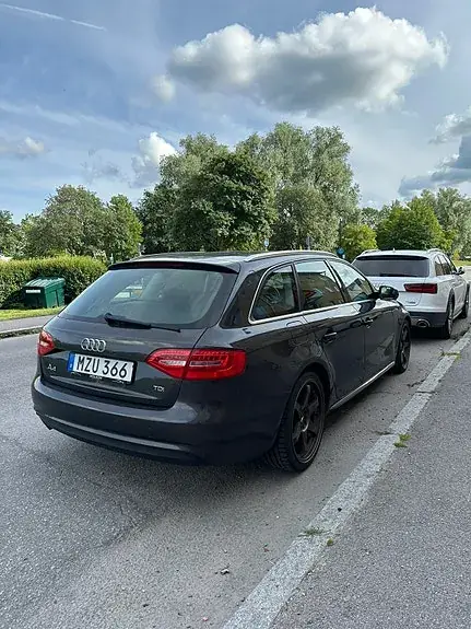 Audi A4 2013 photo 4