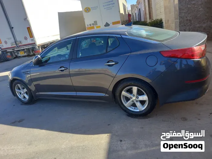 Kia Optima 2015 photo 2