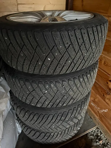 Mercedes-Benz A180 2014 photo 2