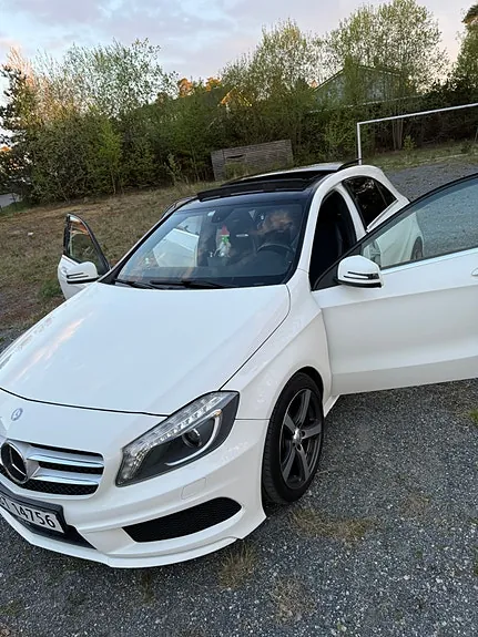 Mercedes-Benz A180