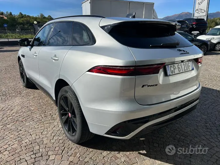 Jaguar F-Pace 2023 photo 3