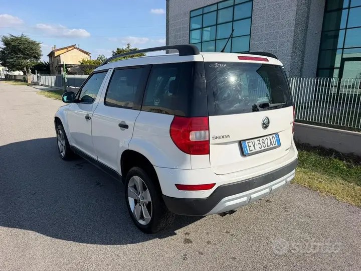 Skoda Yeti 2014 photo 3