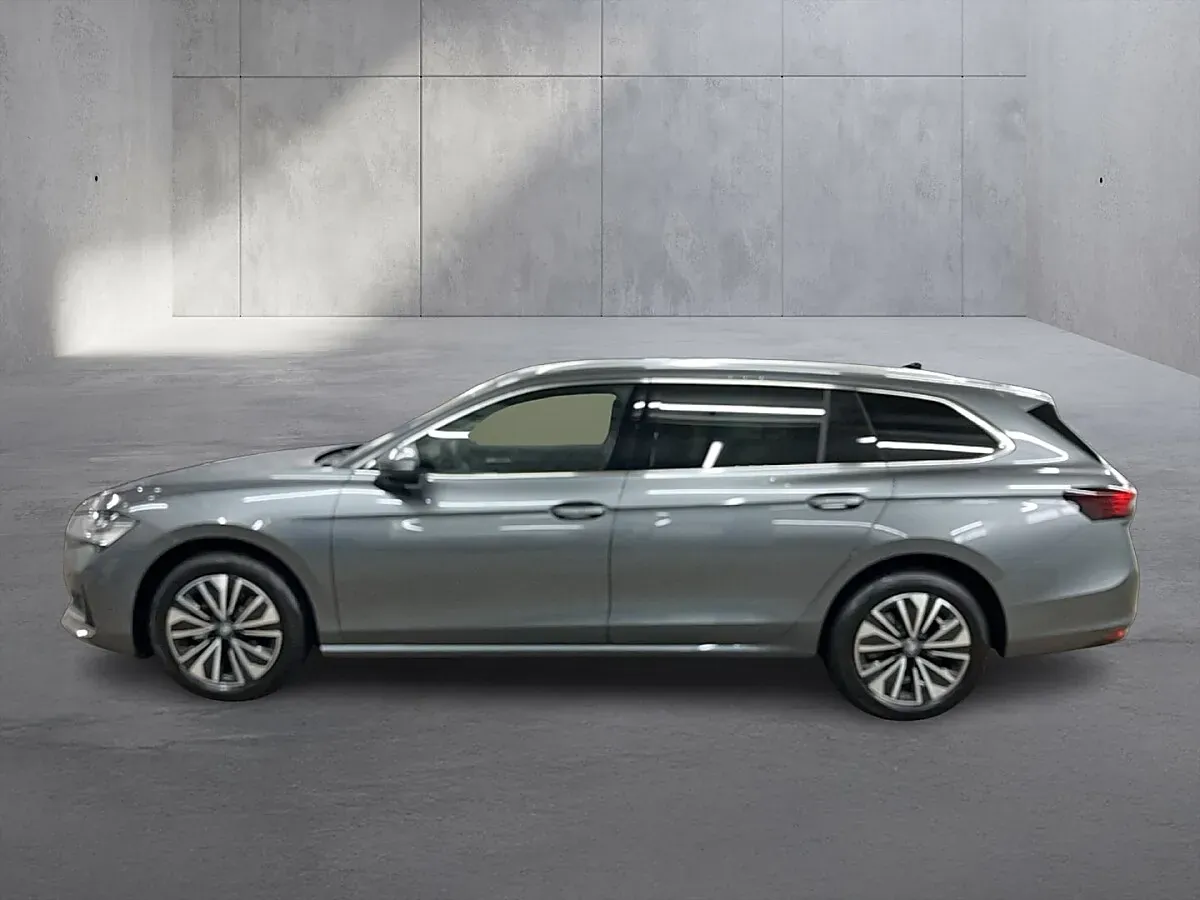 Skoda Superb 2026 photo 2