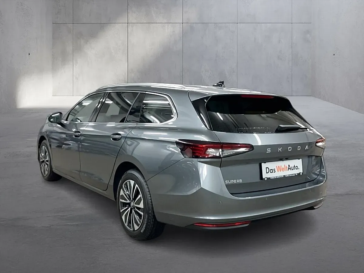 Skoda Superb 2026 photo 3