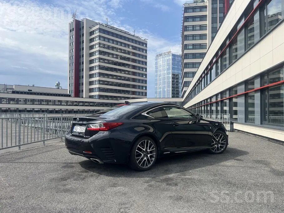 Lexus Rc 2017 photo 2