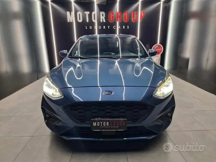Ford Focus 2021 photo 2