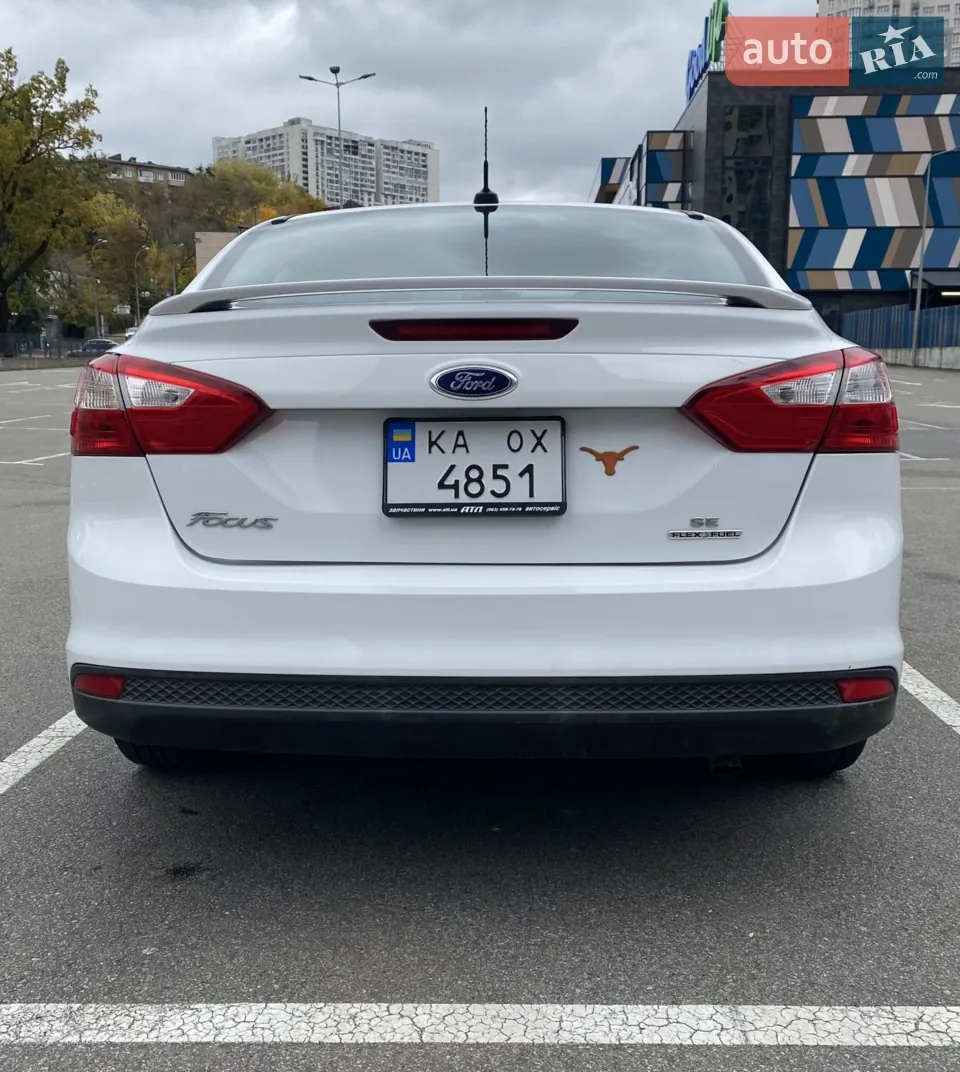 Ford Focus 2013 photo 3
