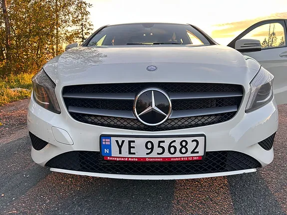 Mercedes-Benz A180 2014 photo 2