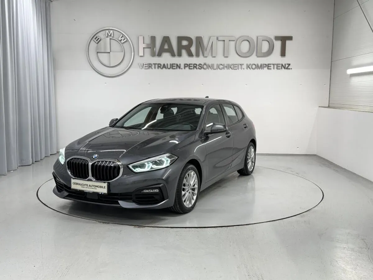 BMW 1 Series 2020 photo 2