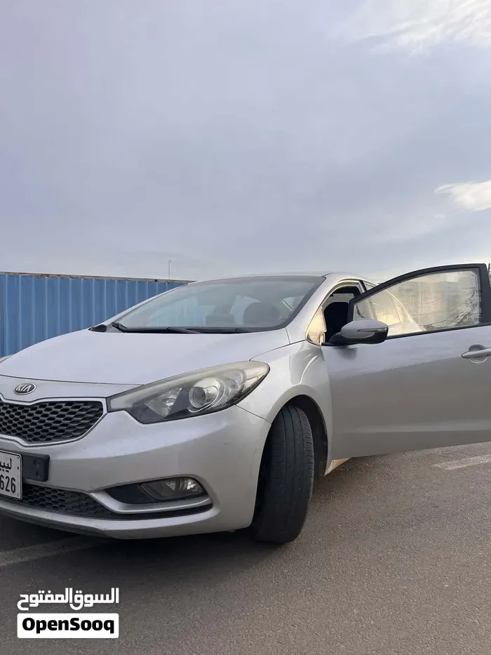 Kia K3 2013 photo 3