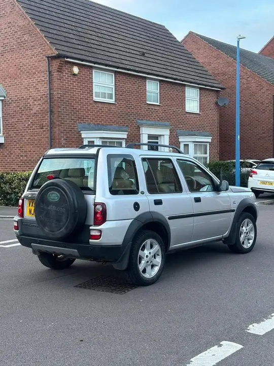 Land Rover Freelander 2006 photo 4