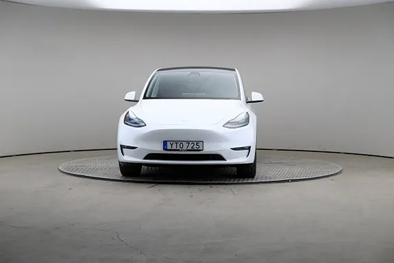 Tesla Model Y 2023 photo 3