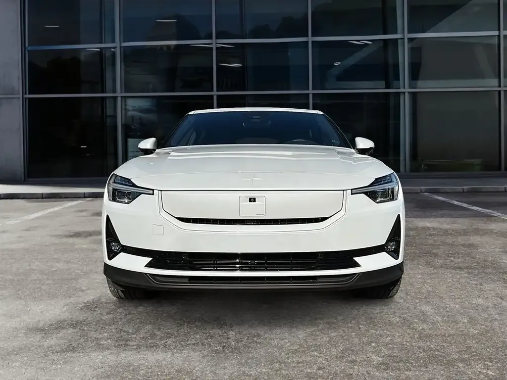 Polestar 2 2025 photo 3