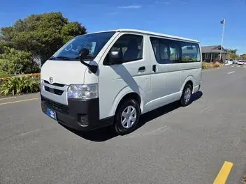 Toyota Hiace 2021 photo 4