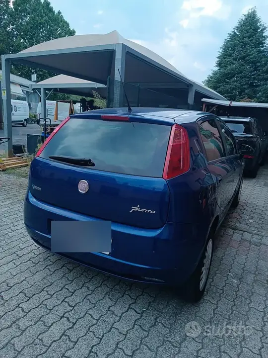 Fiat Grande Punto 2009 photo 5