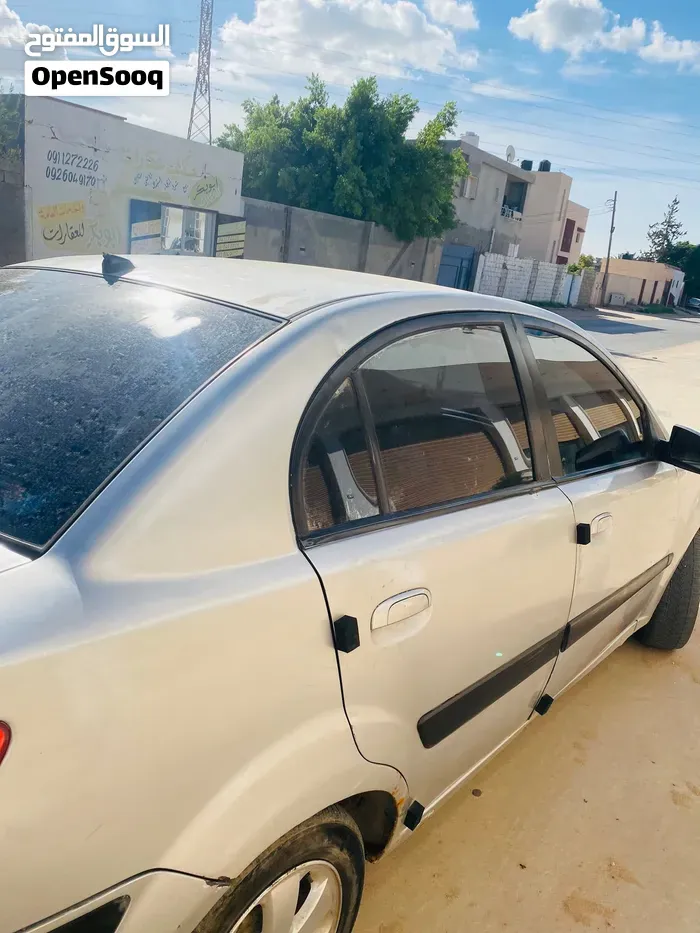 Kia Rio 2008 photo 2