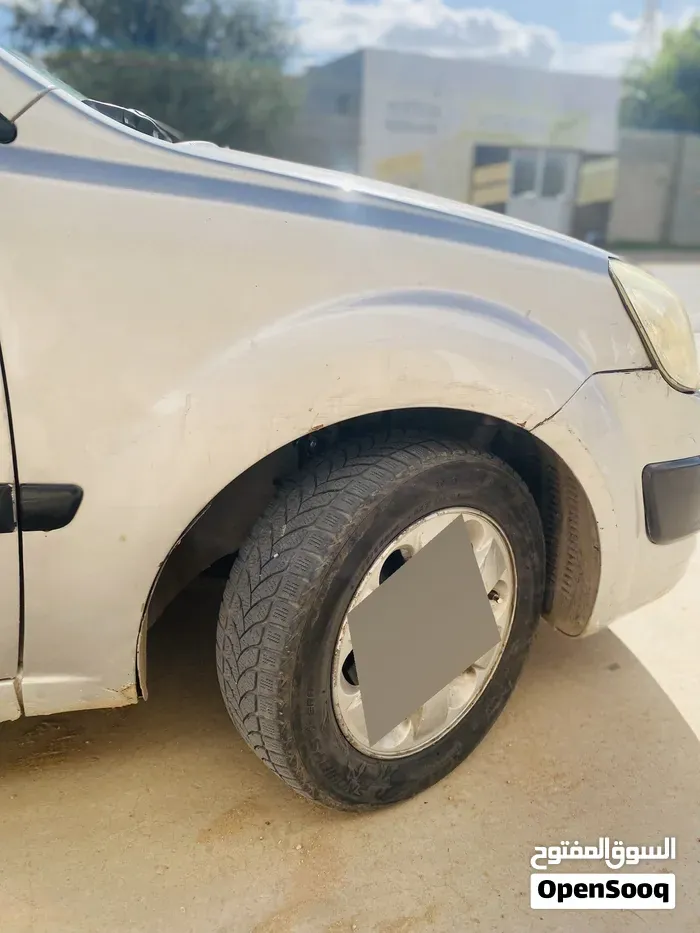 Kia Rio 2008 photo 4