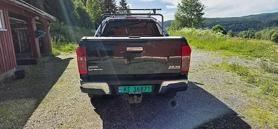 Isuzu D-Max 2013 photo 2