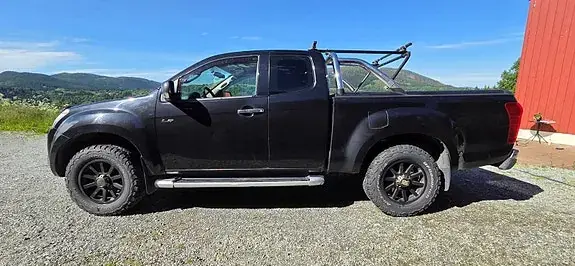 Isuzu D-Max 2013 photo 3