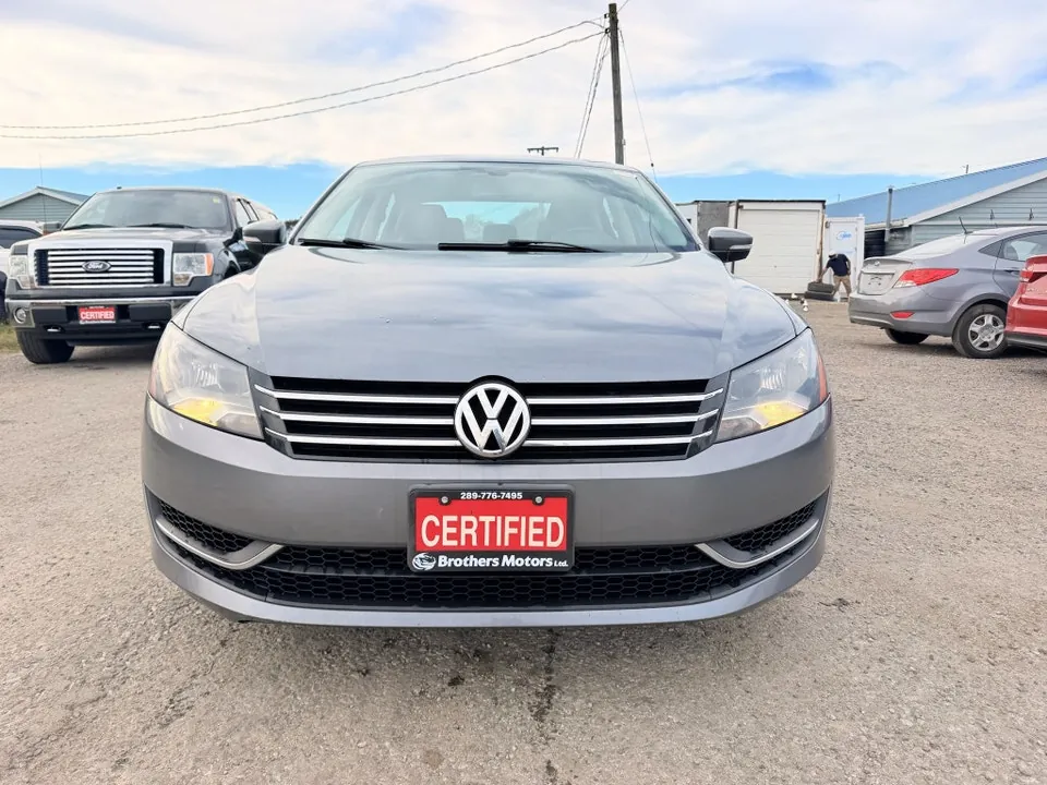 Volkswagen Passat 2013 photo 2
