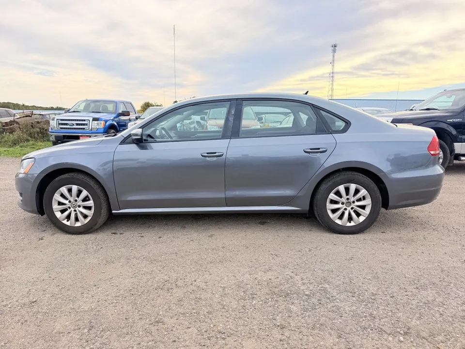 Volkswagen Passat 2013 photo 3
