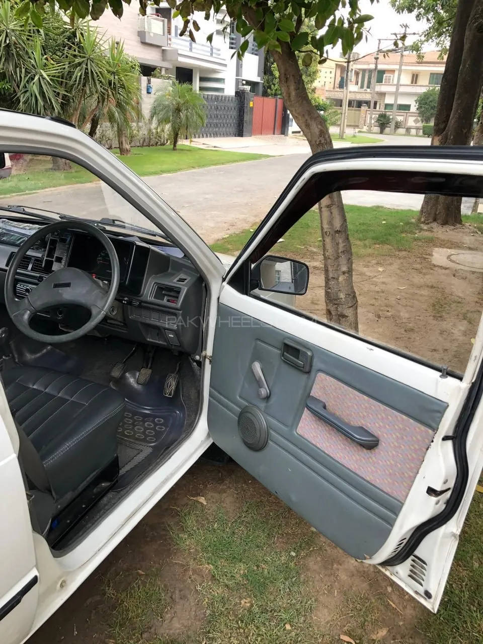 Suzuki Mehran