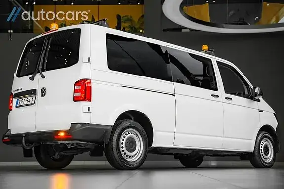 Volkswagen Caravelle 2018 photo 4