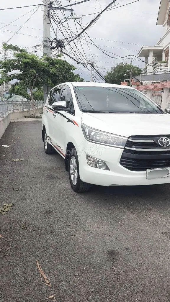 Toyota Innova 2019 photo 2