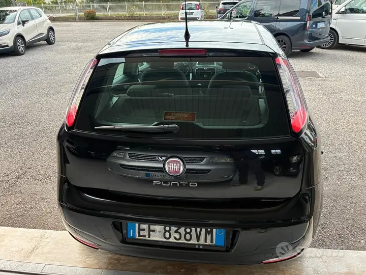 Fiat Punto Evo 2011 photo 5