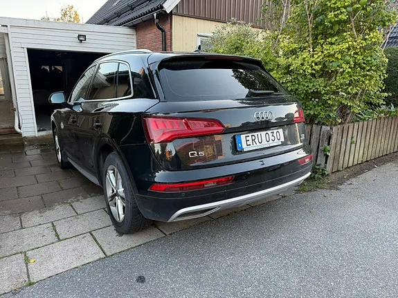 Audi Q5 2017 photo 2