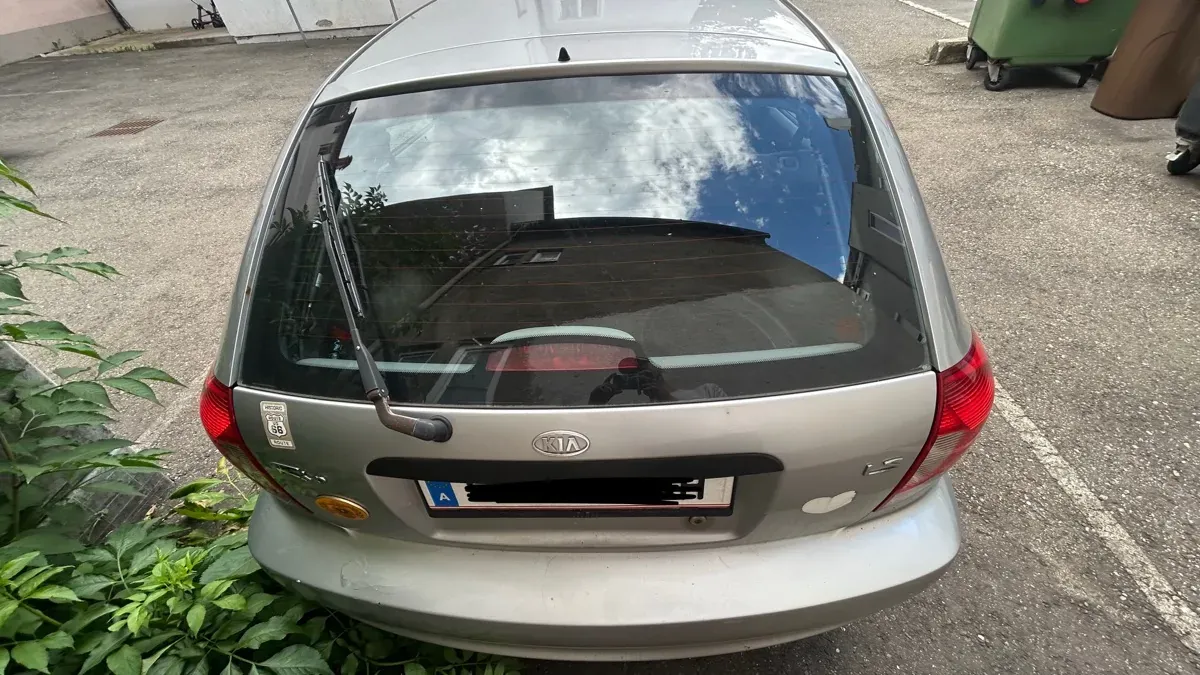 Kia Rio 2003 photo 3