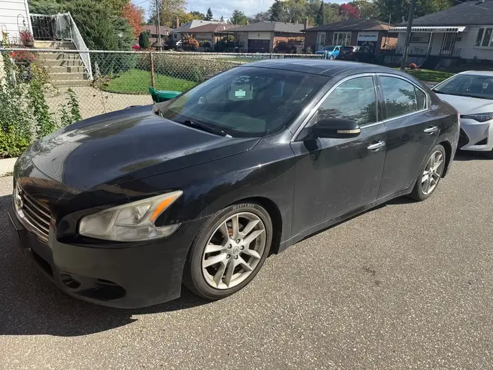 Nissan Maxima