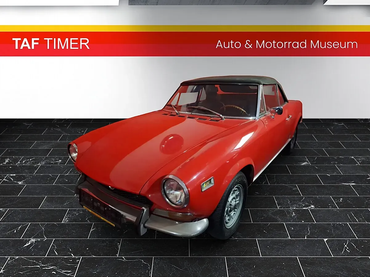 Fiat 124 Spider