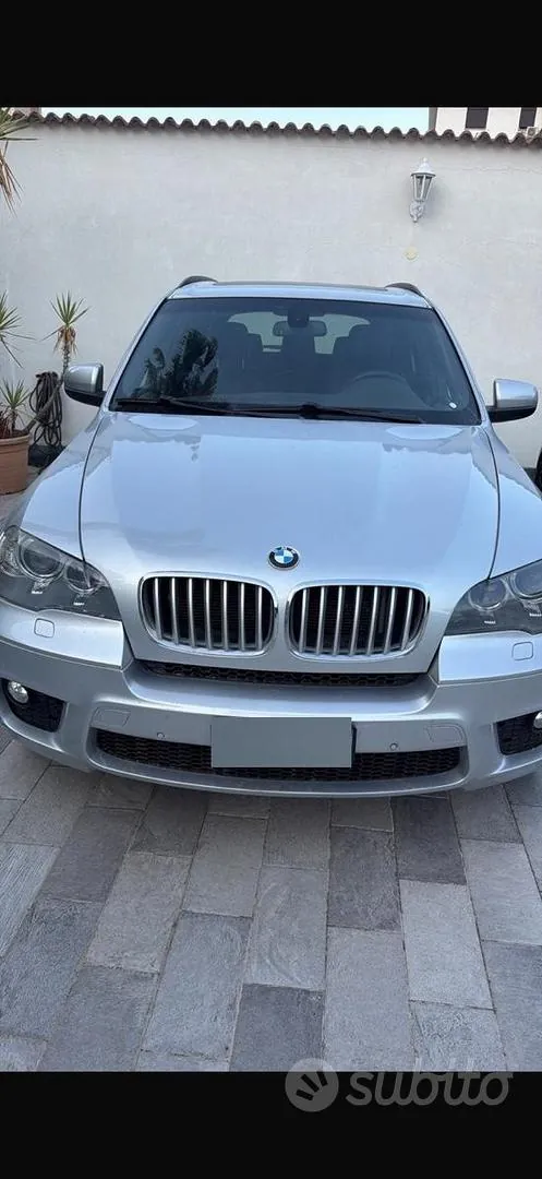 BMW X5 2012 photo 2