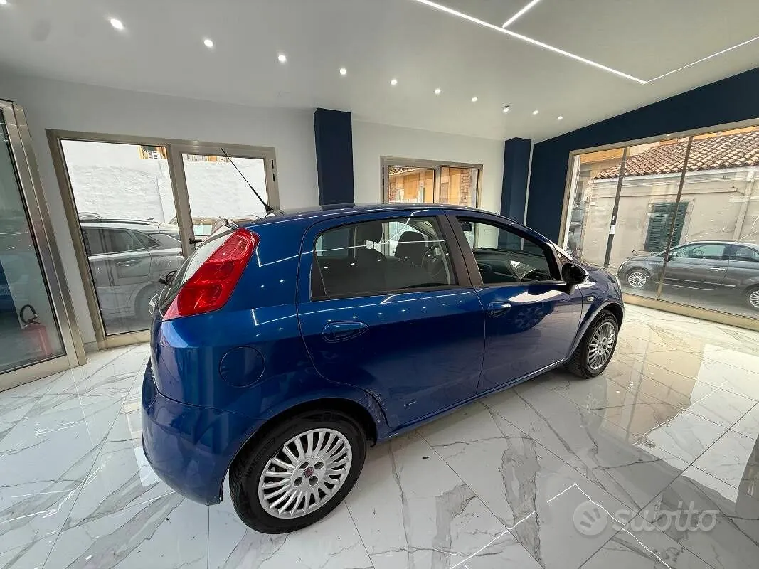 Fiat Punto 2008 photo 4