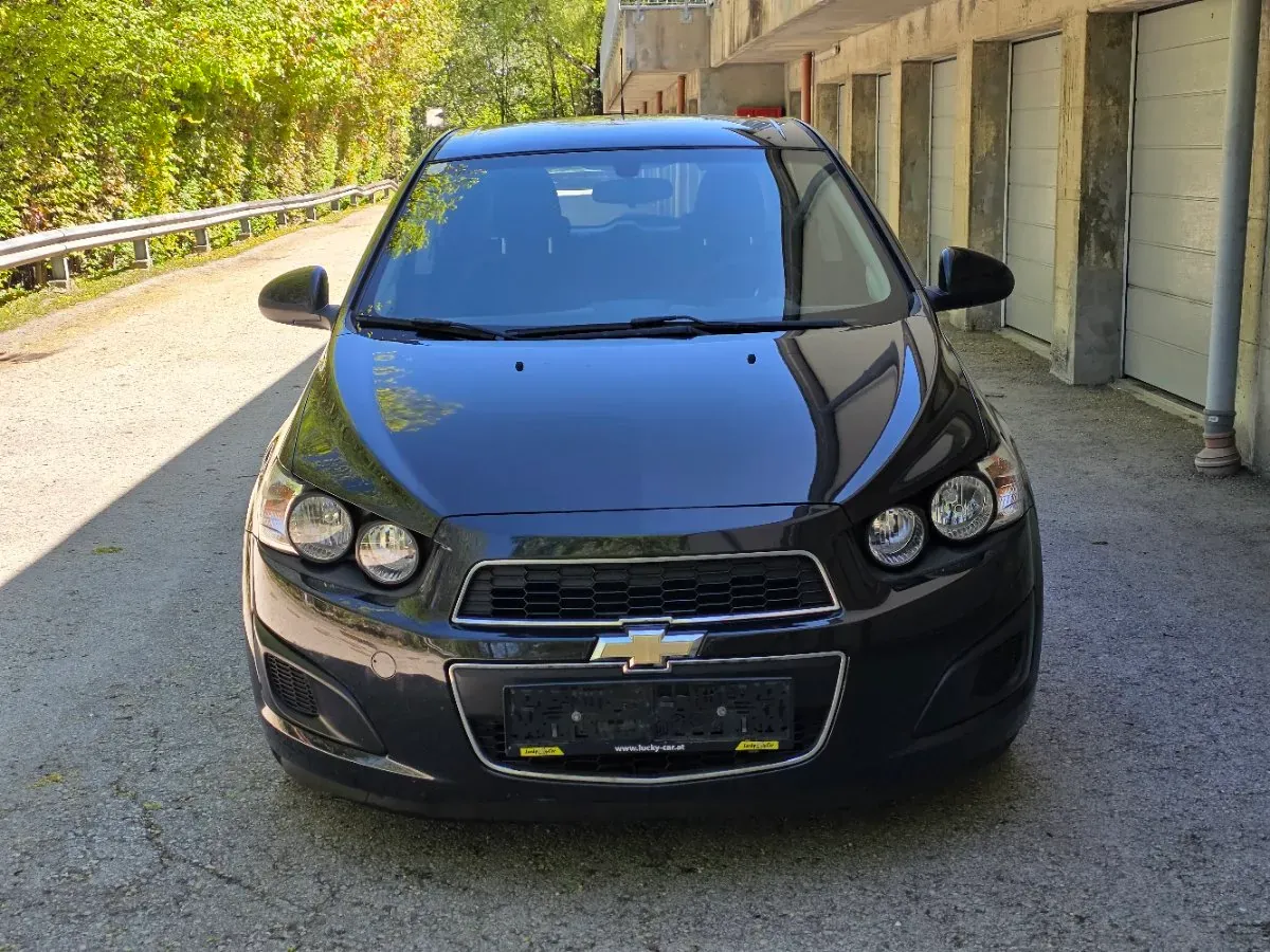 Chevrolet Aveo 2013 photo 2