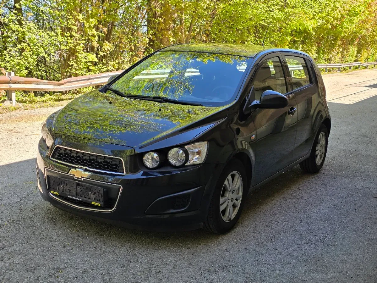 Chevrolet Aveo 2013 photo 3