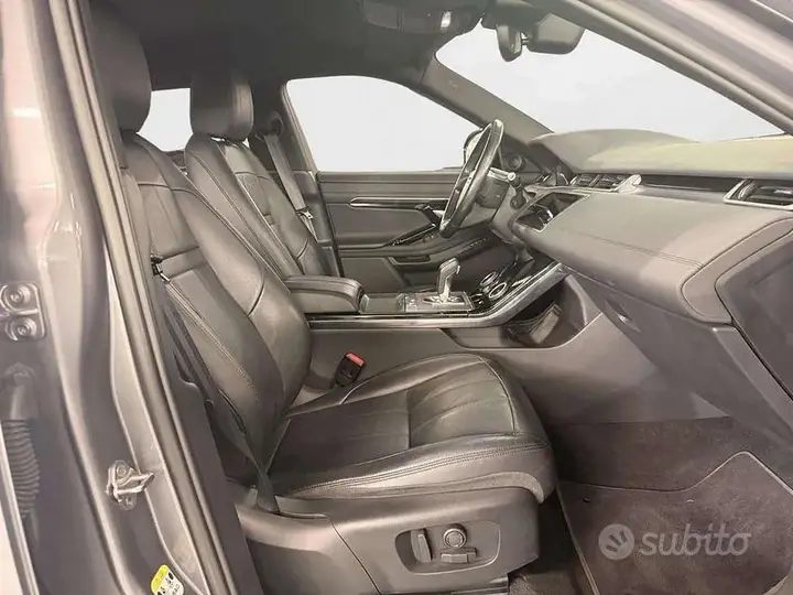 Land Rover Evoque 2020 photo 3