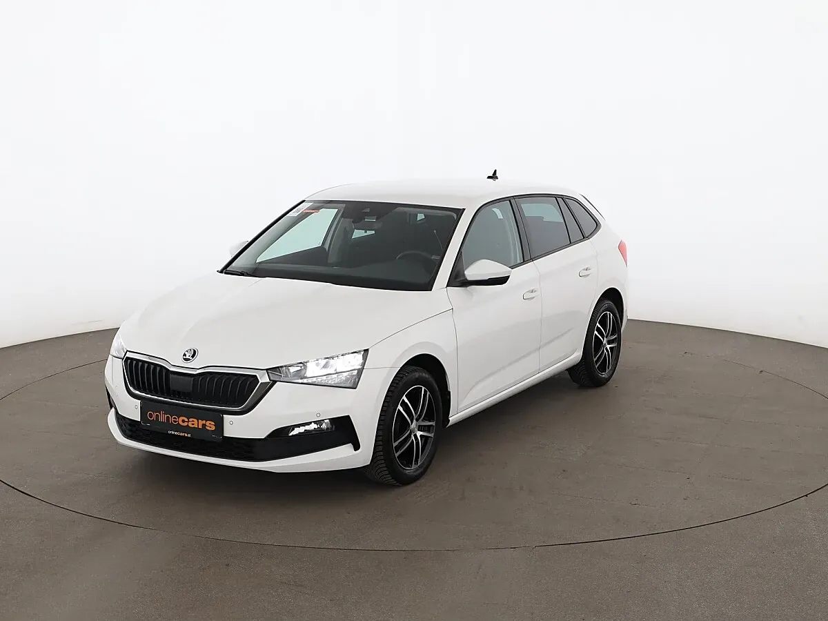 Skoda Scala 2022 photo 2