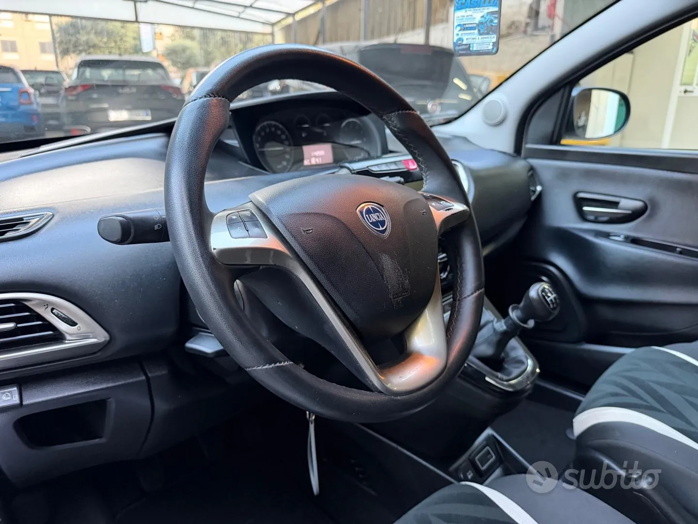 Lancia Ypsilon 2017 photo 5