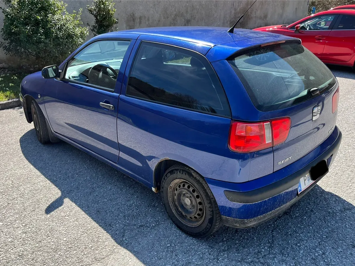 Seat Ibiza 2000 photo 3