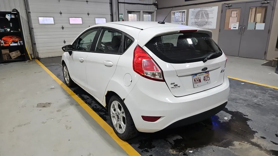 Ford Fiesta 2015 photo 3