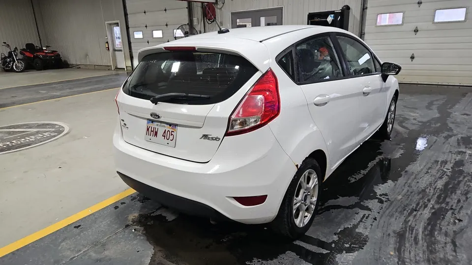 Ford Fiesta 2015 photo 5