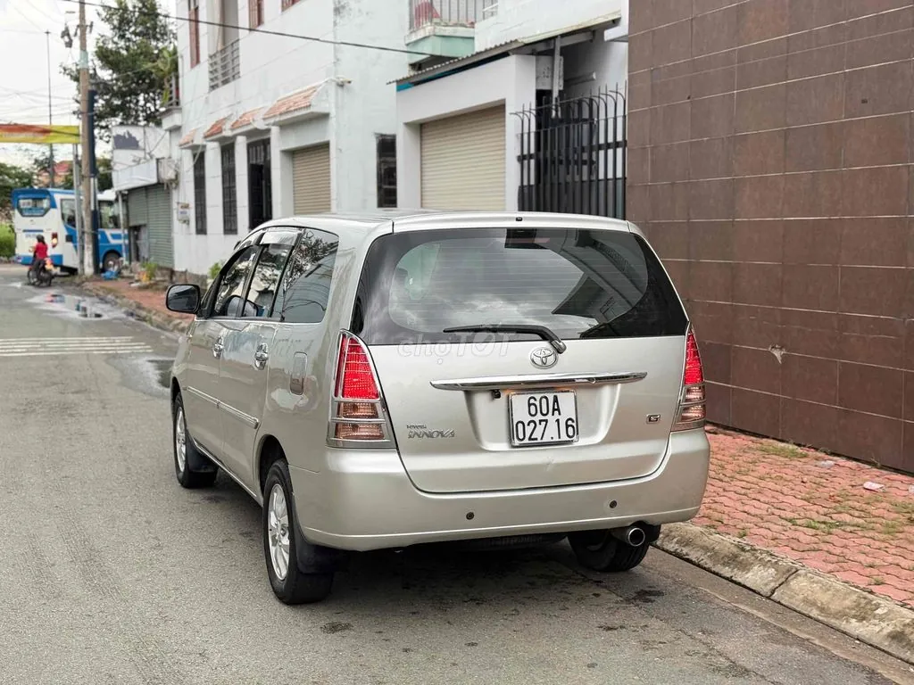 Toyota Innova 2006 photo 4
