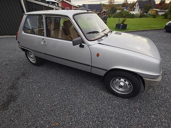 Renault 5 1984 photo 4