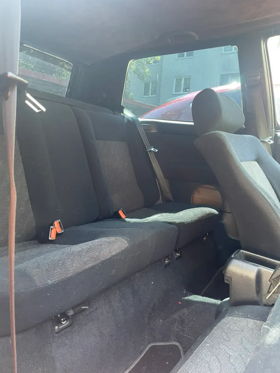 Volkswagen Golf 1995 photo 2